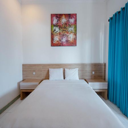 Gili White Bamboo Resort Gili Trawangan Exterior photo